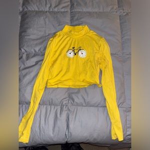 Long sleeve crop top